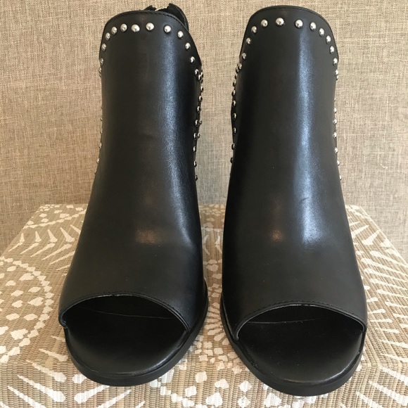 Embellished open toe heel - Picture 2 of 5